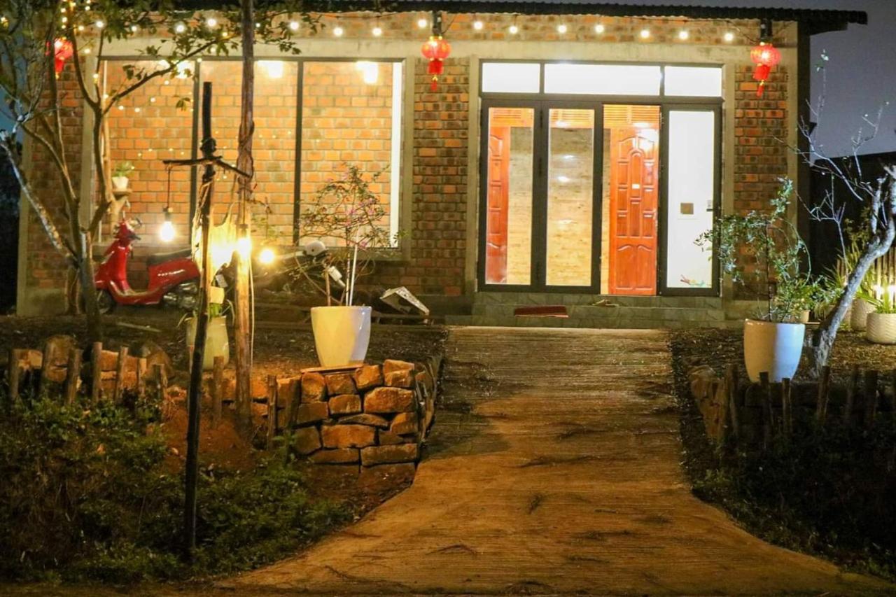 Big Măng Đen Hostel Kon Von Kla Ngoại thất bức ảnh